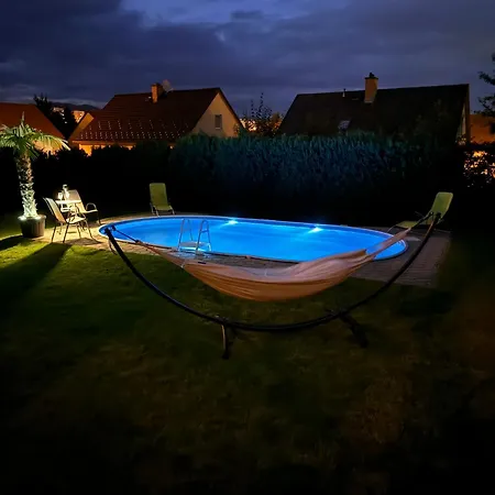 S Bazénom, Banská Bystrica