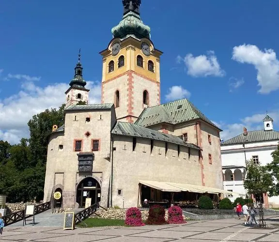 S Bazénom, Banská Bystrica